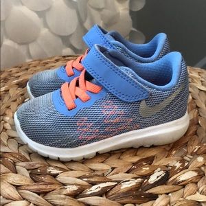 Nike Flex Toddler girl tennis shoes
